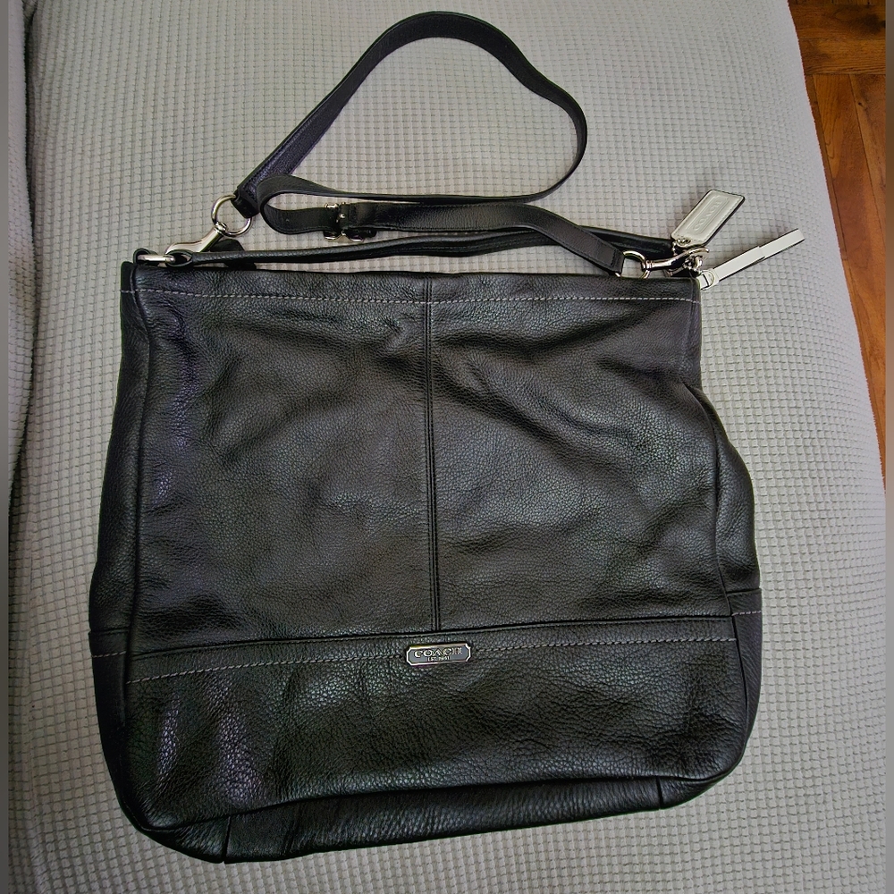 COACH Black Leather Shoulder/Crossbody Bag